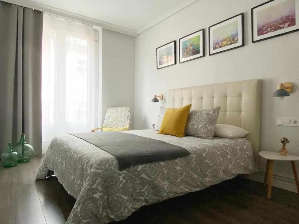 Apartamento Ayla Camino De Santiago Pamplona Exterior photo